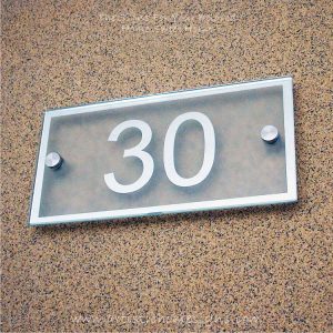 Rectangle Chrome Mirror Border With Sandblast Frosted Finishing Sign 30